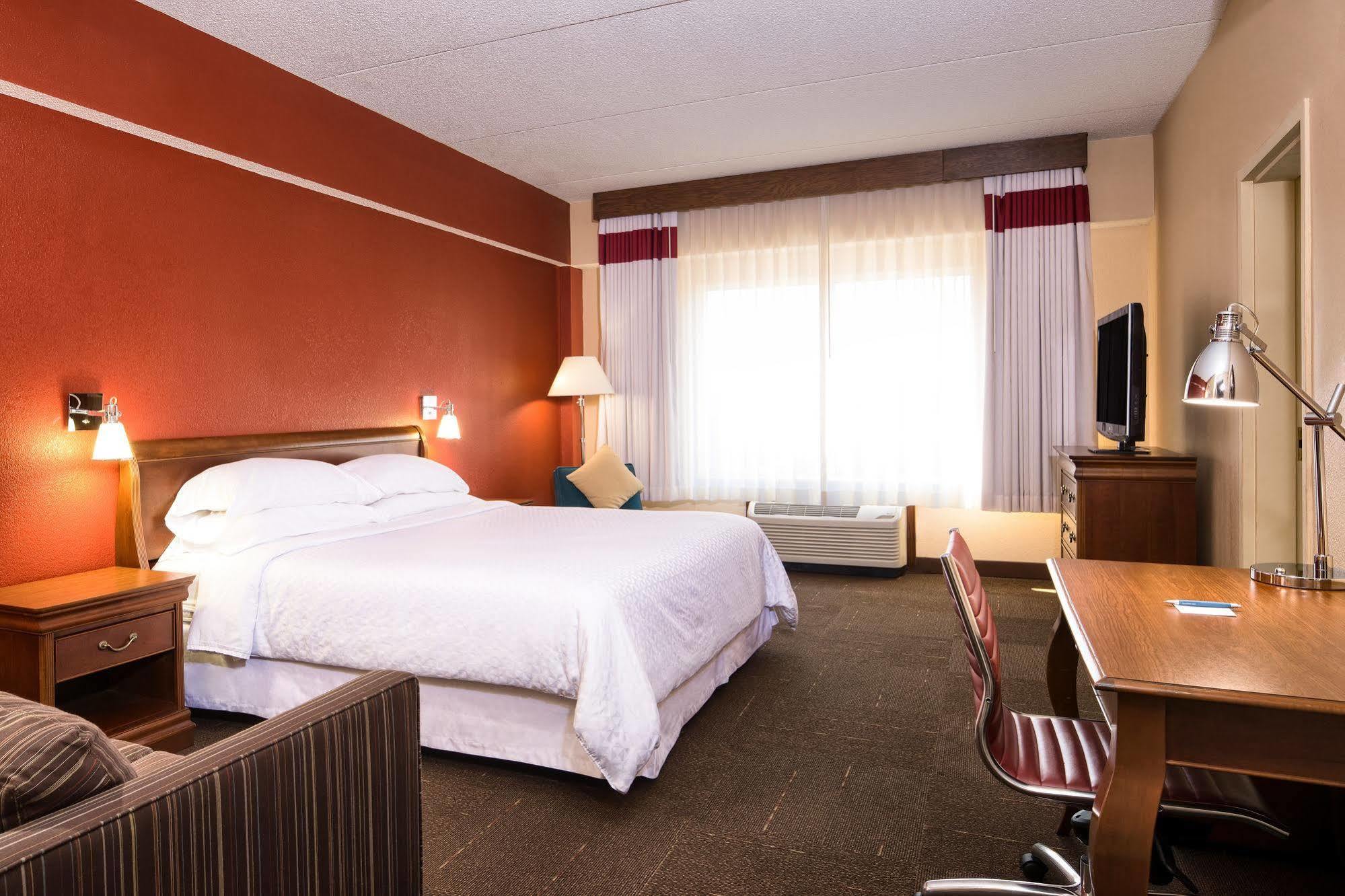 Four Points By Sheraton Louisville Airport Exteriér fotografie